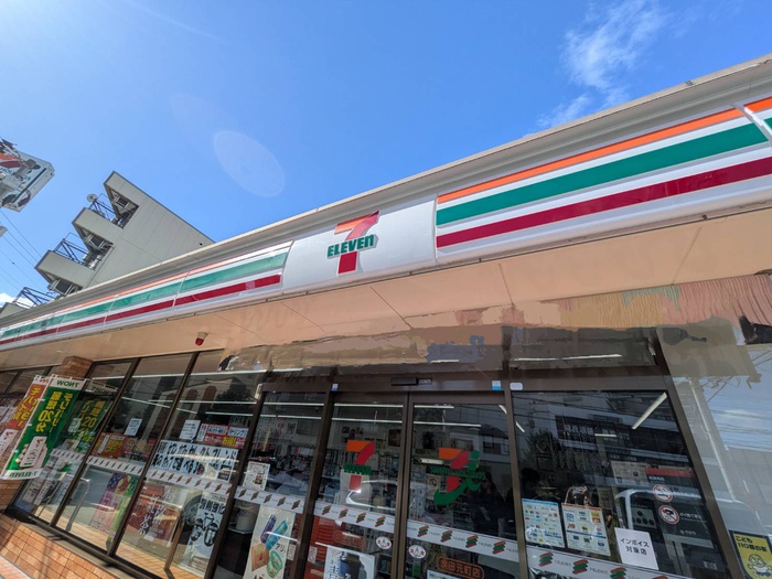 コンビニ　セブンイレブン吹田元町店（コンビニ）まで450m