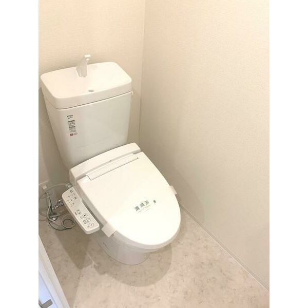ドゥーエ立売堀のトイレ写真