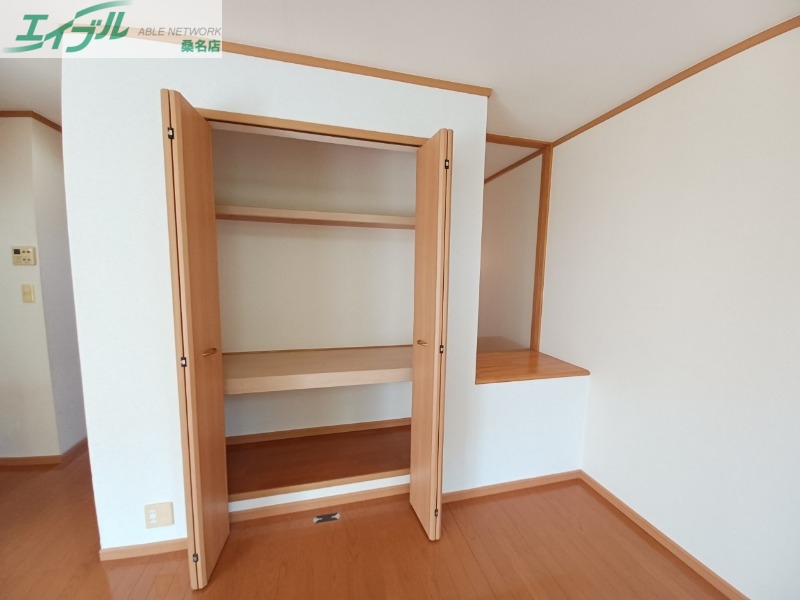 収納　同型参考写真