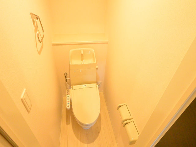 トイレ　※写真は同タイプの参考写真です