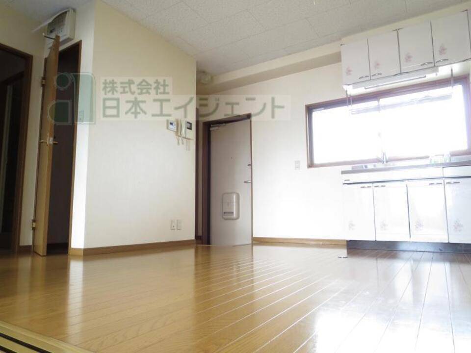 居室・リビング　リビング