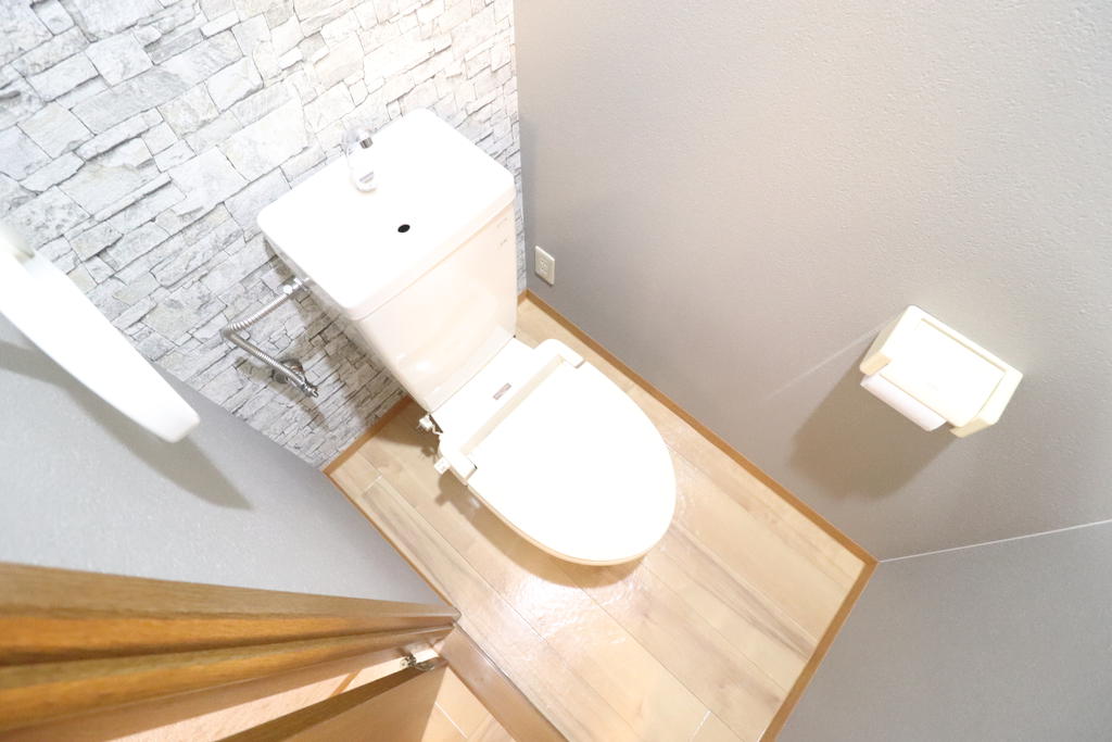 トイレ　トイレ