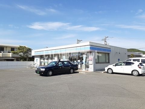 コンビニ　ローソン大原店（コンビニ）まで638m