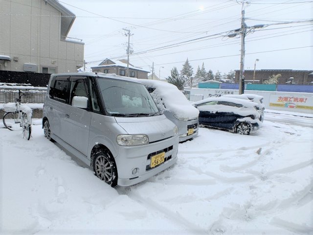 【ラフォーレ北山の駐車場】