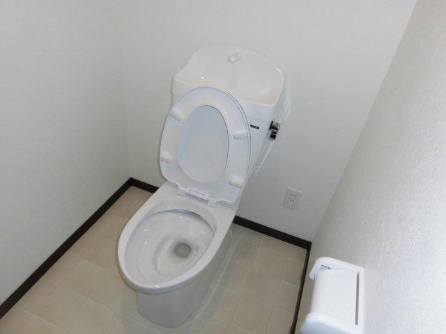 【沖縄市東のマンションのトイレ】