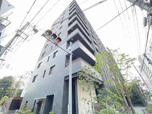 文京区千石のマンションの建物外観