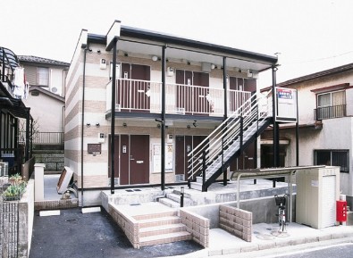神奈川県横浜市港南区芹が谷４（アパート）の賃貸物件の外観