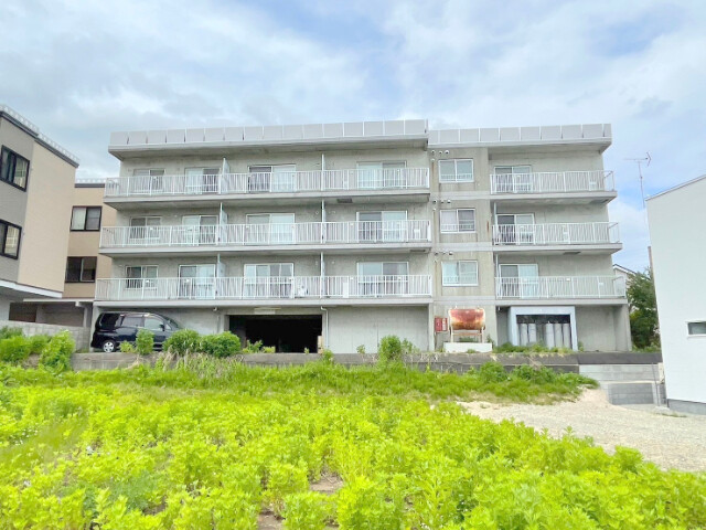 札幌市手稲区稲穂二条のマンションの建物外観