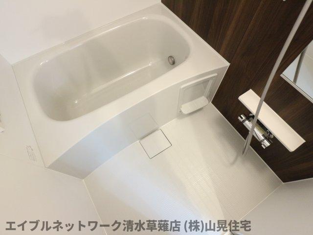 バス・シャワールーム　お風呂で日々の疲れを落としましょう
