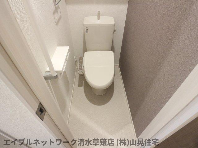トイレ　コンパクトで使いやすいトイレです