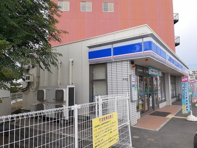 【寝屋川市池田北町のアパートのコンビニ】