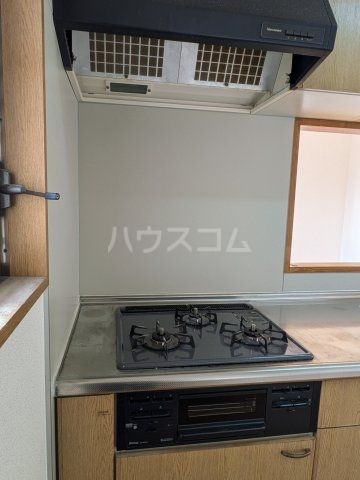 【岐阜市柳津町上佐波のマンションのキッチン】