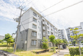 南海高野線/三日市町駅 バス13分 (バス停)南花台三丁目北 歩2分