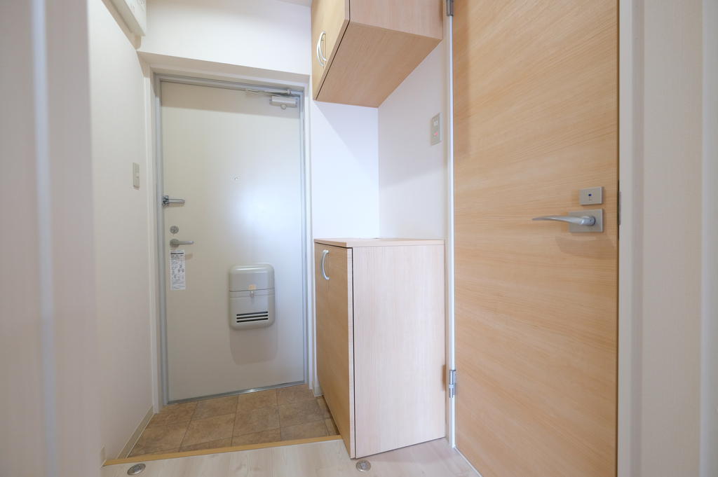 玄関　室内写真は別室です