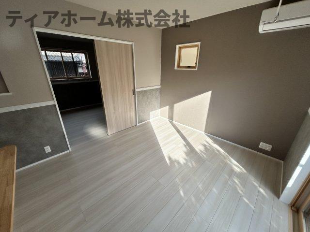 居室・リビング　使いやすい居間です