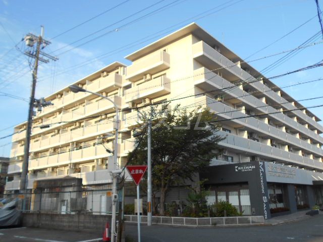 京都市中京区壬生淵田町のマンションの建物外観