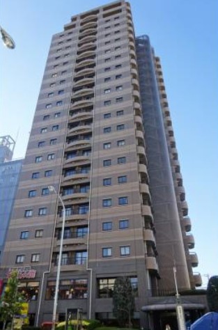 【新宿区高田馬場のマンションの建物外観】