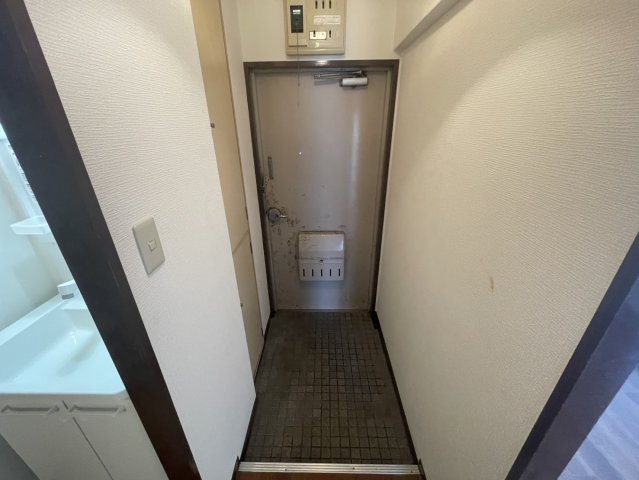 玄関　関谷ハイツ