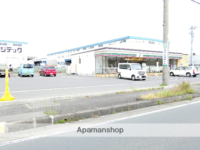 コンビニ　セブンイレブン（コンビニ）まで1134m