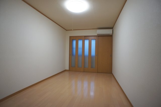 居室・リビング　洋室