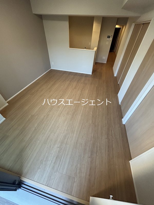 居室・リビング　15.4帖の広々としたLDKです。※別部屋参考写真