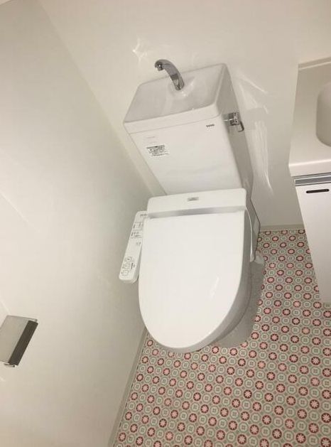 トイレ　別号室参考写真