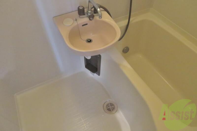 バス・シャワールーム　足伸ばせて、のんびりできますね。