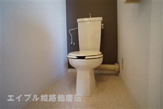 トイレ　写真は反転のお部屋です