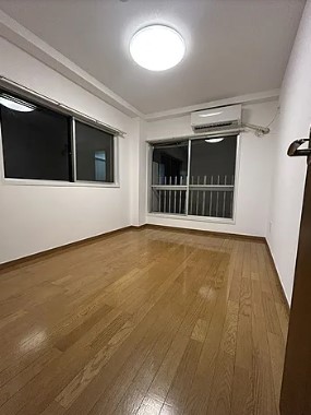 居室・リビング　内観1