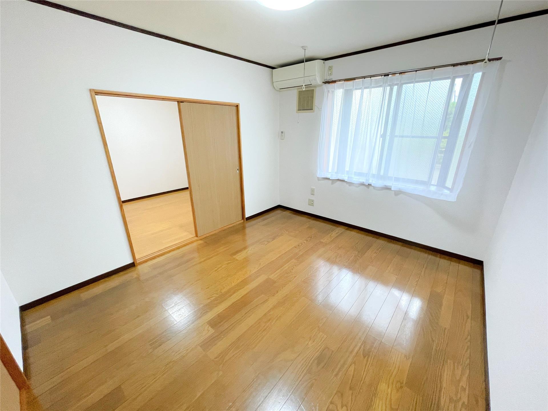 居室・リビング　洋室