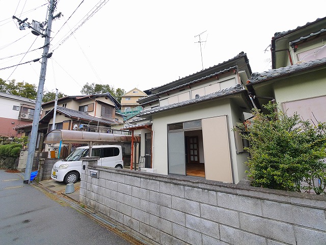 建物外観　外はこのようになっています