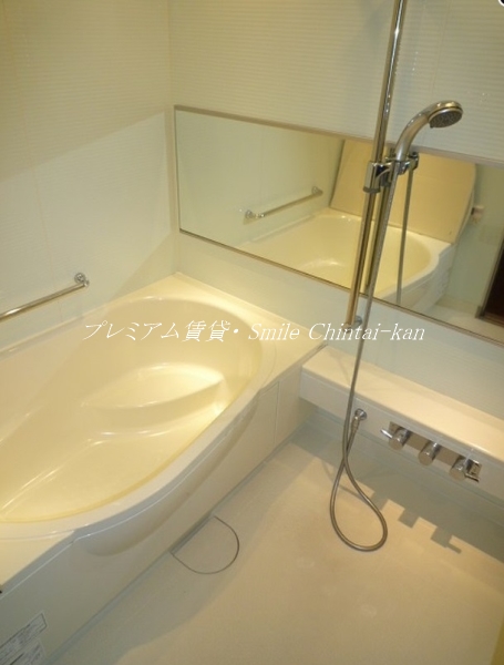 バス・シャワールーム　同タイプ他の部屋参考画像