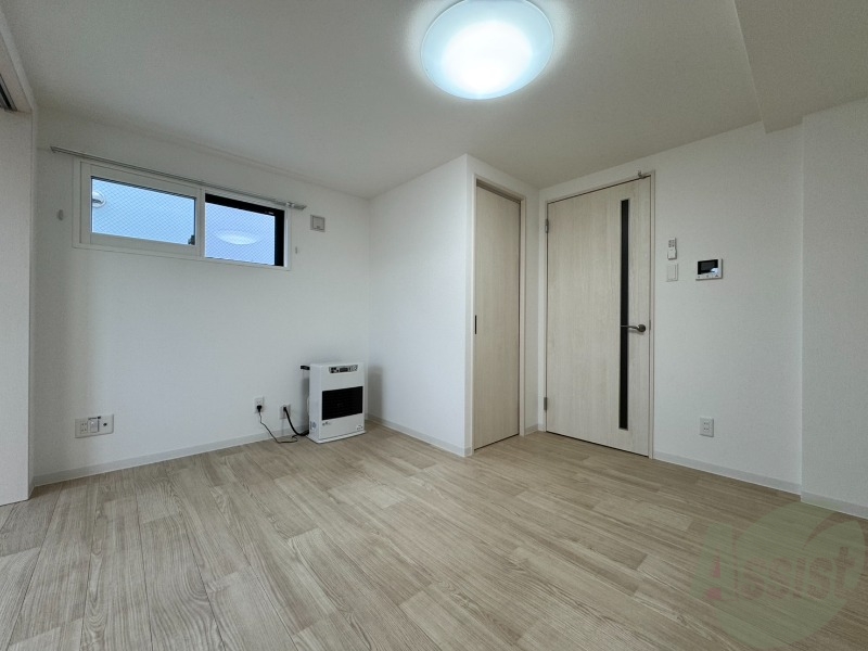 居室・リビング　広々としたリビングですね。使い勝手がよさそうですね！