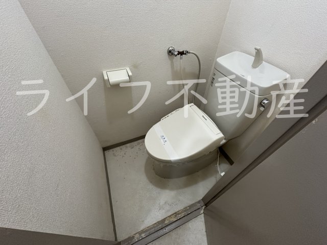 トイレ　コンパクトで使いやすいトイレです