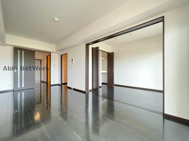 居室・リビング　別号室写真