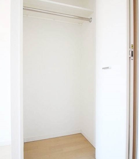 収納　★ハンガーラック付き収納★