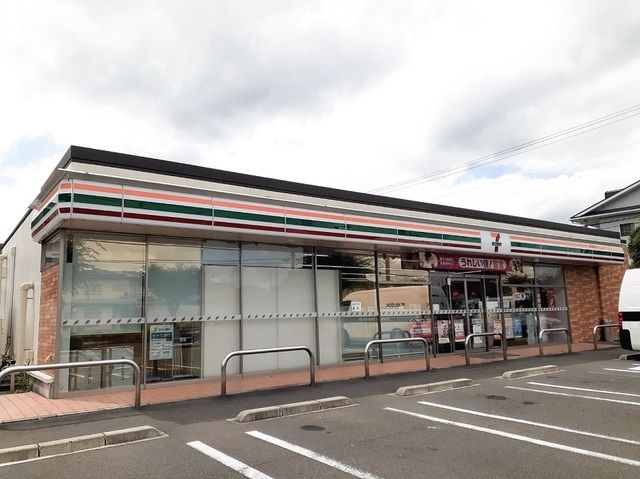 コンビニ　セブンイレブン吉岡南２丁目店（コンビニ）まで1000m