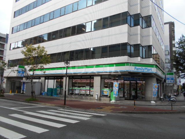 コンビニ　ファミリーマート博多古門戸町店（コンビニ）まで284m
