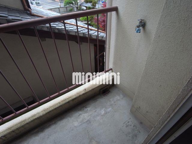 バルコニー　洗濯機置き場もあります