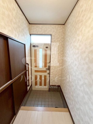 玄関　落ち着いた玄関です