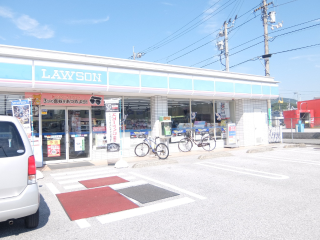 コンビニ　ローソン高知薊野店（コンビニ）まで530m