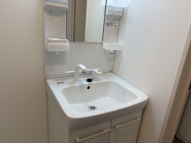 洗面設備　※同施工会社類似写真です