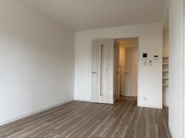 居室・リビング　※同施工会社類似写真です