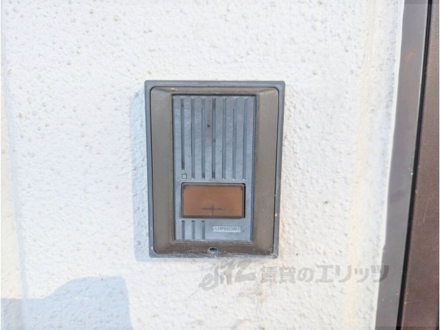 玄関　インターフォン