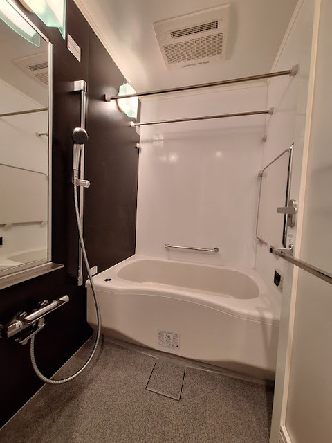 バス・シャワールーム