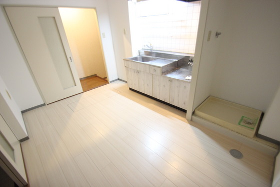 居室・リビング　※別室の写真です