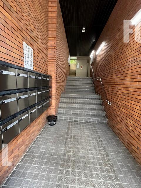 ロビー　?