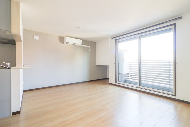 居室・リビング　図面と現状に相違がある場合には現状を優先