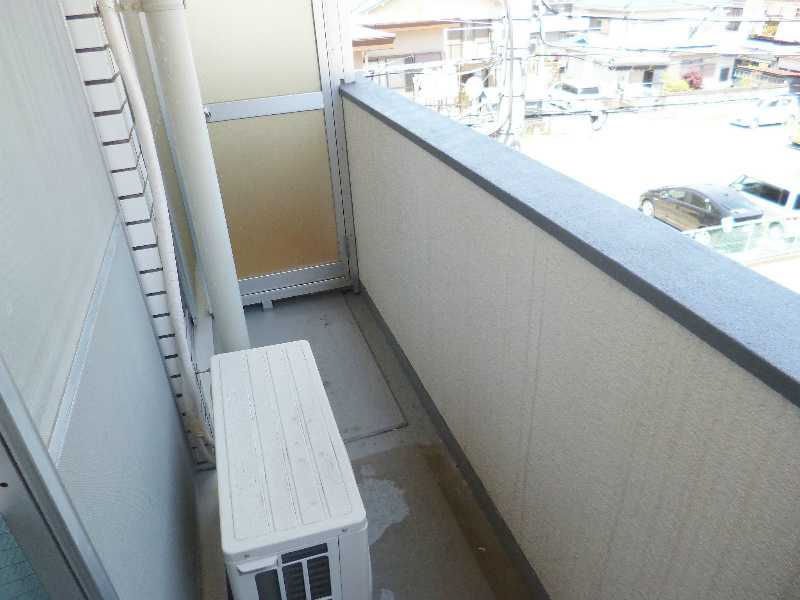 バルコニー　広々したベランダです。
