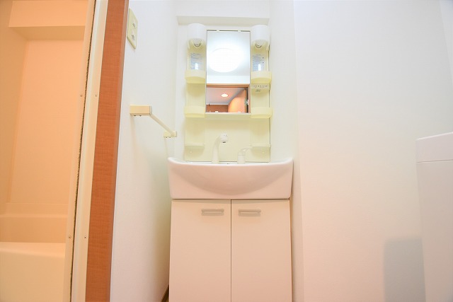 洗面設備　サンレック桑田町